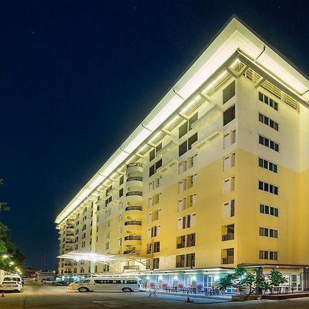 Nrc Residence Bangkok Exterior foto