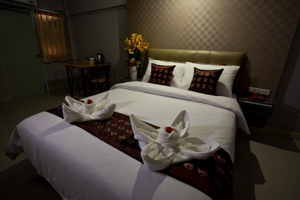 Nrc Residence Bangkok Zimmer foto